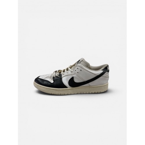 Nike SB Dunk Low Pro “Panda”